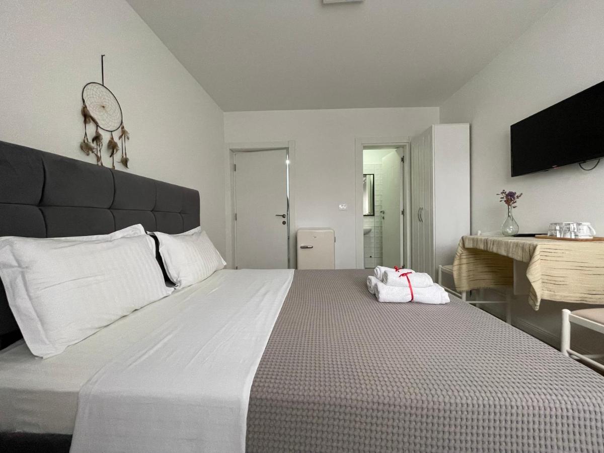 Central Studio Apartments Тирана Екстериор снимка