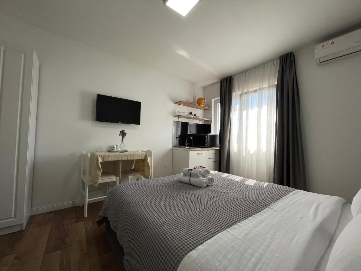 Central Studio Apartments Тирана Екстериор снимка