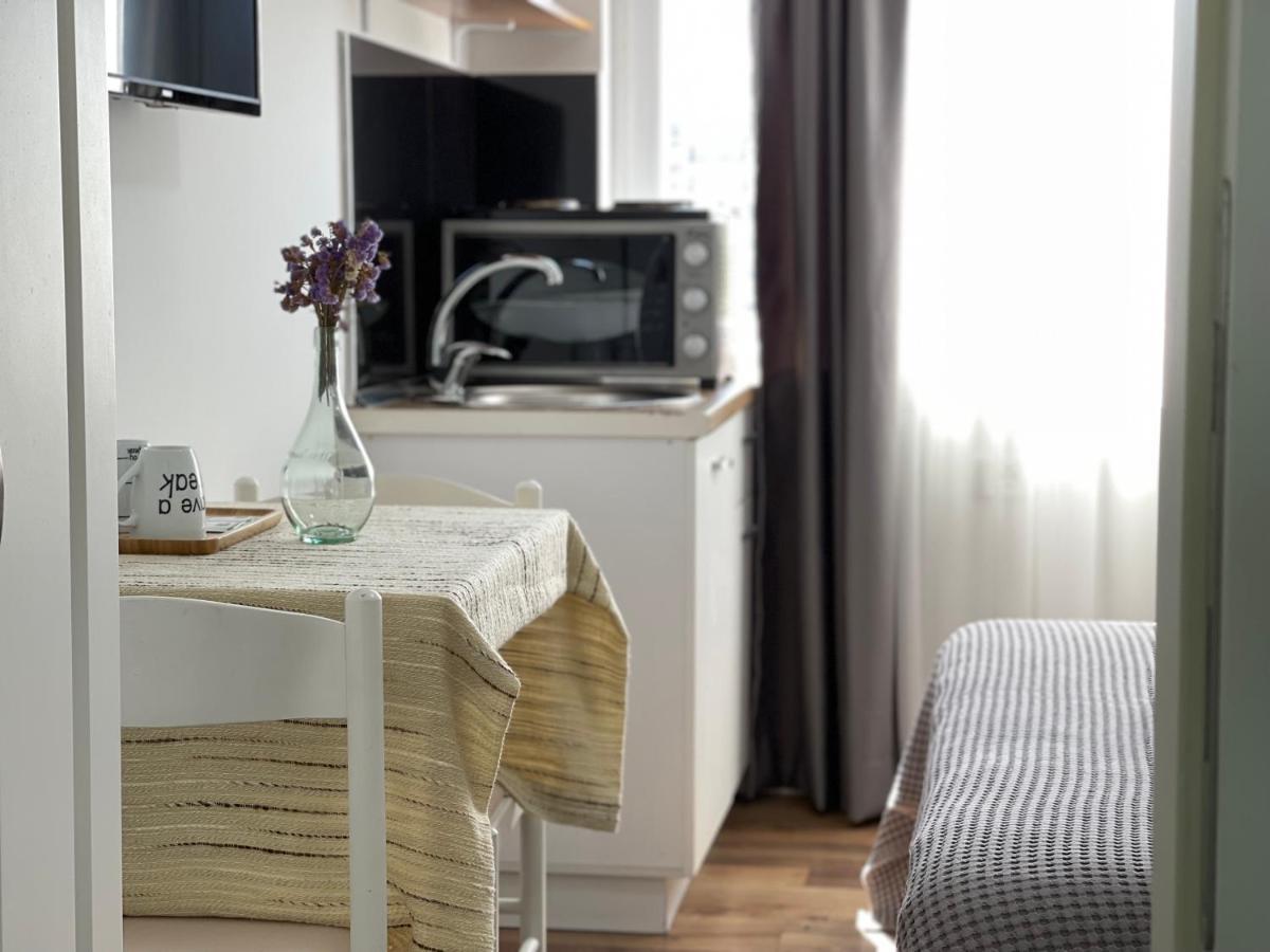 Central Studio Apartments Тирана Екстериор снимка