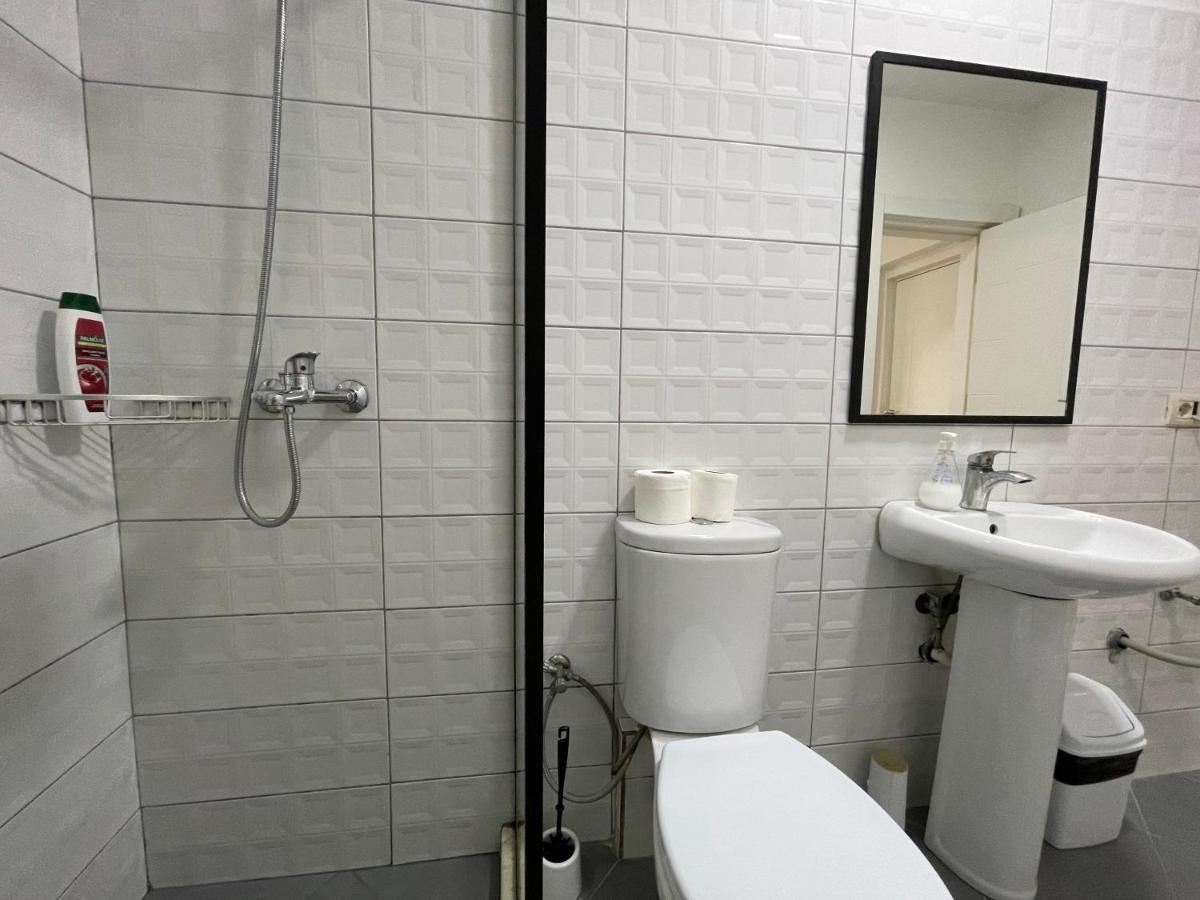 Central Studio Apartments Тирана Екстериор снимка