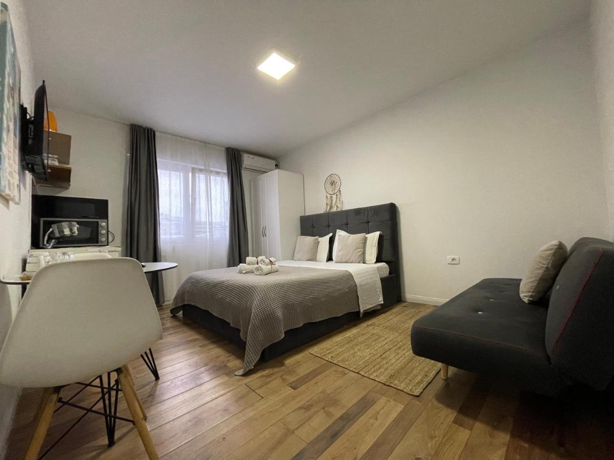 Central Studio Apartments Тирана Екстериор снимка