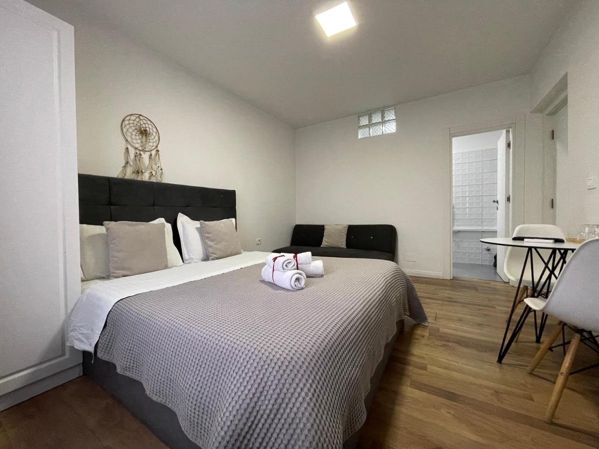 Central Studio Apartments Тирана Екстериор снимка