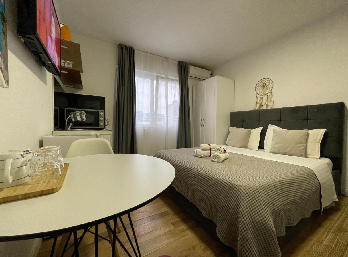 Central Studio Apartments Тирана Екстериор снимка